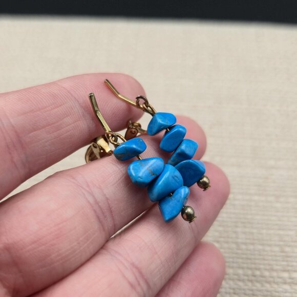 Gold Plated Blue Howlite Stone Clip On Dangle Earrings A6281 - Picture 2 of 5